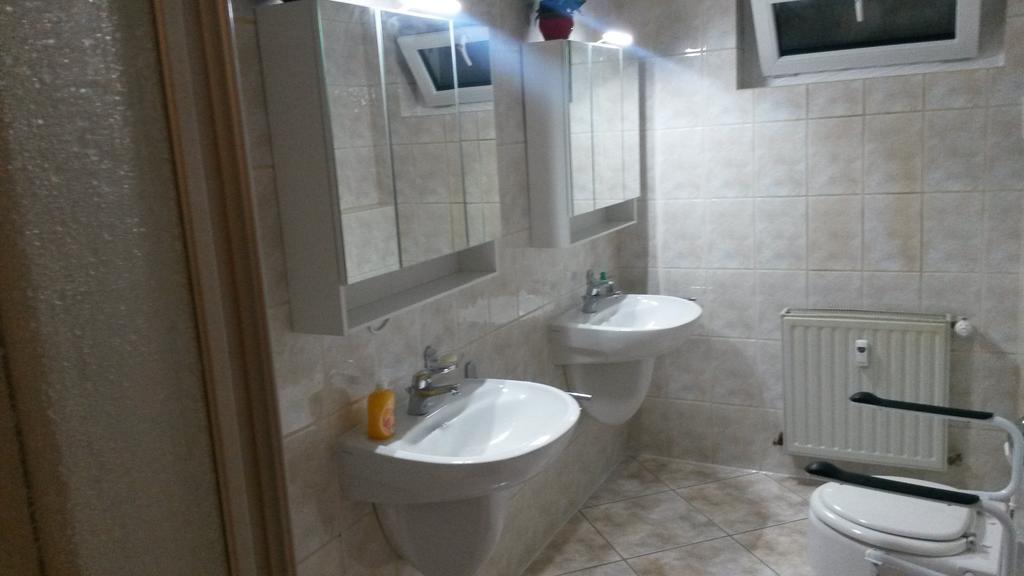 Gastezimmer Kelsterbach Room photo